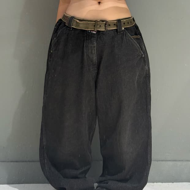 Hip-hop ballon-fit black denim pants