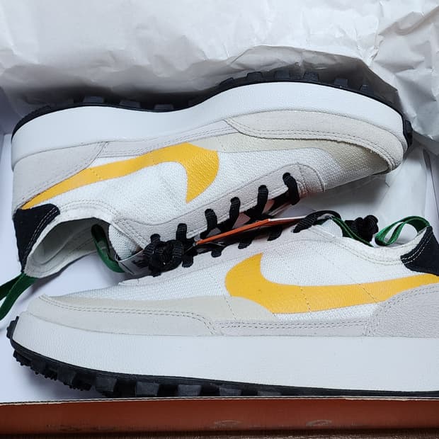 [255]나이키 x 톰 삭스 제너럴 퍼포즈 슈 파인 그린 유니버시티 골드