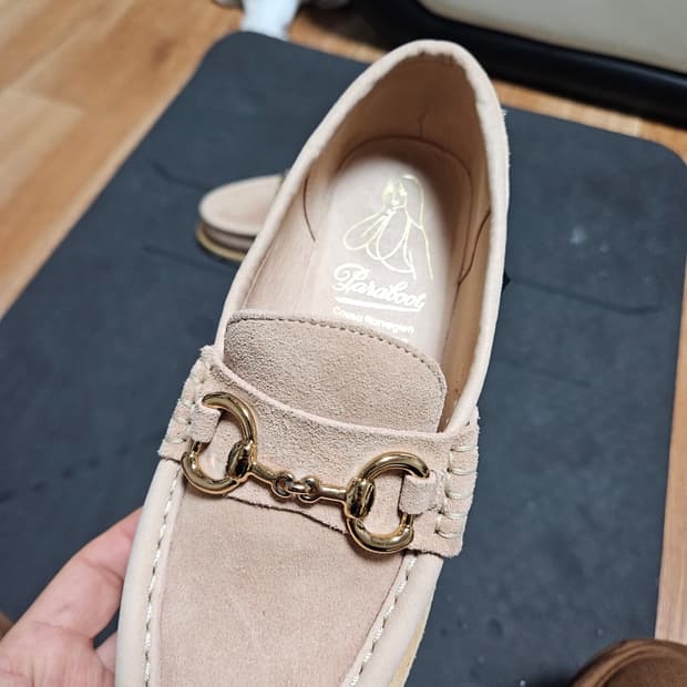 파라부트 딸기우유 홀스빗 로퍼 225