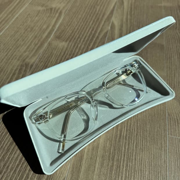 젠틀몬스터 쿠보 투명 안경