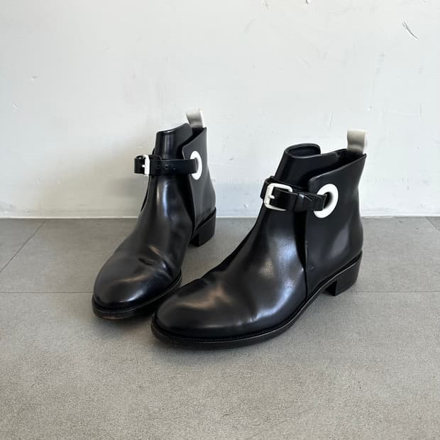아크네 스튜디오 블랙 링 버클 부츠