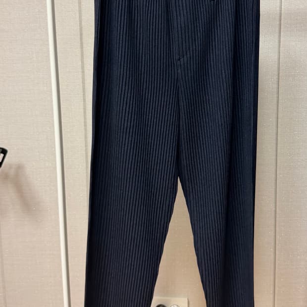 옴므플리세 울라이크 스트레이트 팬츠 네이비 1