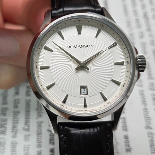빈티지 로만손 기요쉐다이얼 칼침핸즈 쿼츠 드레스워치 남성용