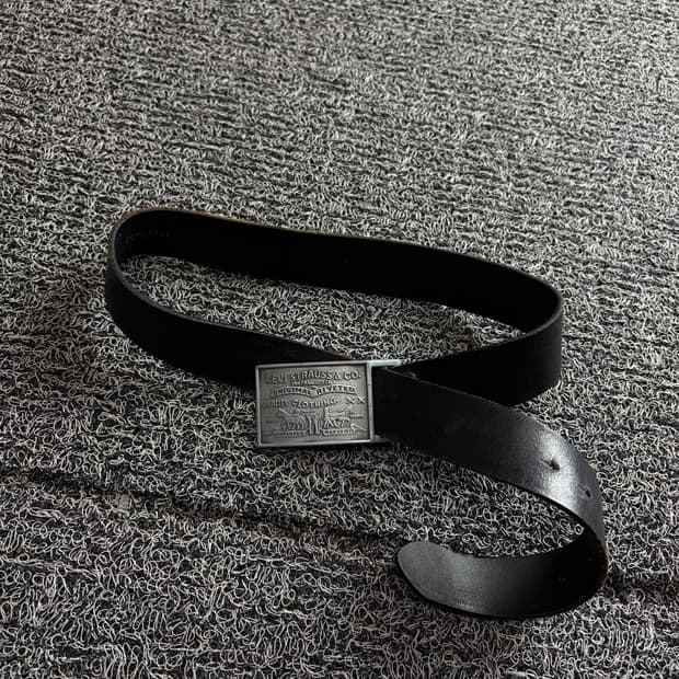 리바이스 웨스턴 실버버클 레더 벨트 3676