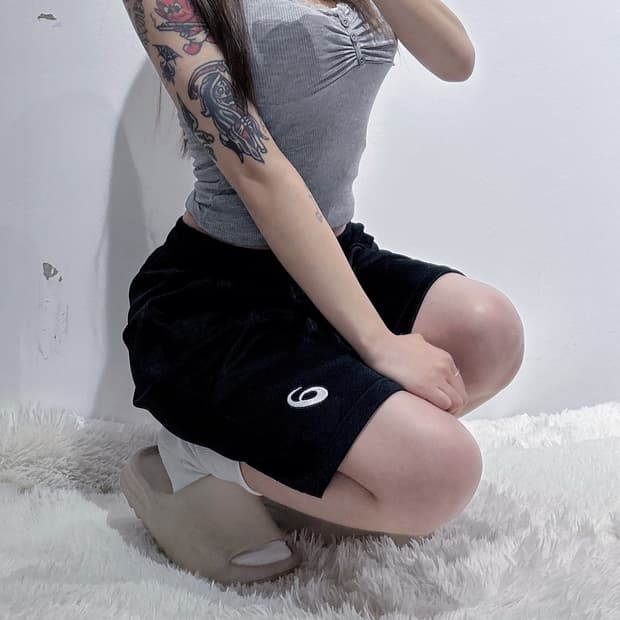 아식스 스몰로고 블랙 런닝 팬츠