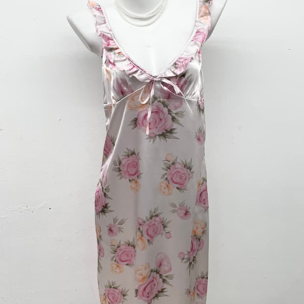 핑크 로즈 새틴 슬립