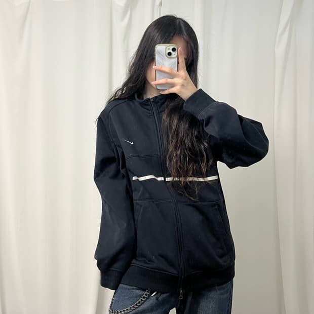 Nike black jersey