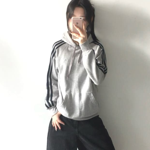 아디다스 삼선 사이드라인 후드티