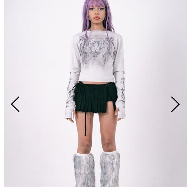 허그유어스킨 로코코 오너먼트 티 그레이