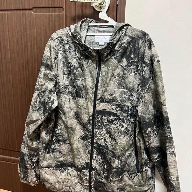 디스이즈네버댓 T-LIGHT JACKET CAMO