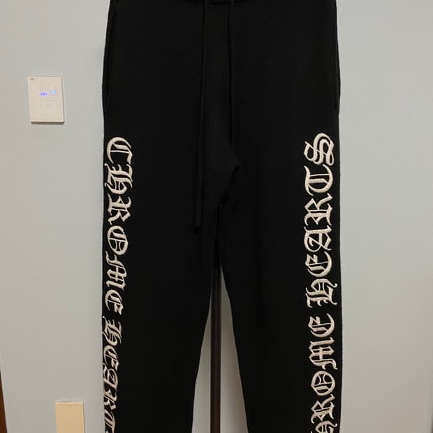 [L] 크롬하츠 니트 캐시미어 스크립트 팬츠 블랙