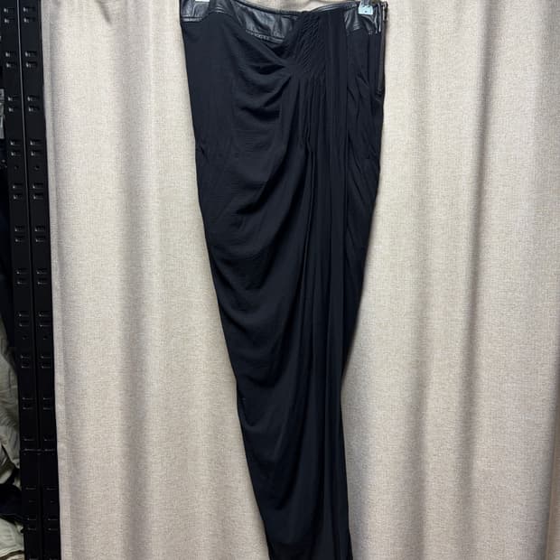 헬무트랭 드레이핑 저지 블랙 스커트