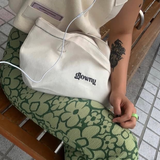 (반택포) 꽃 패턴 그린 부츠컷 팬츠 