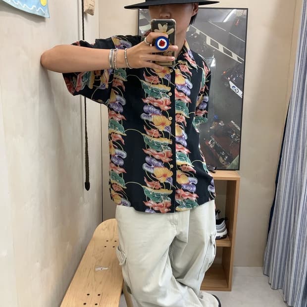 Hawaiian beach rayon shirts 
