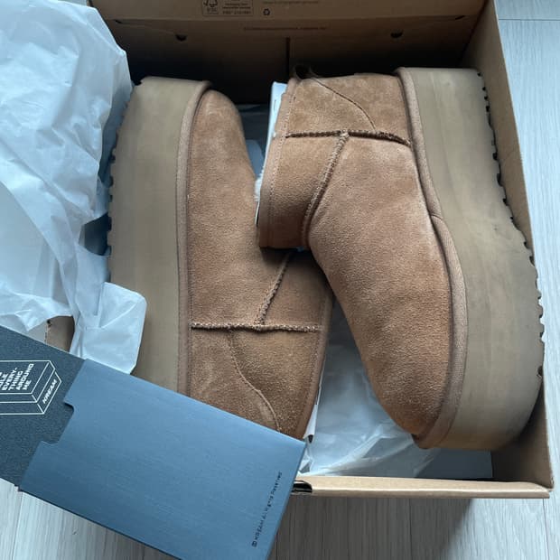 정품 ugg 어그 클래식 울트라 미니 플랫폼 250
