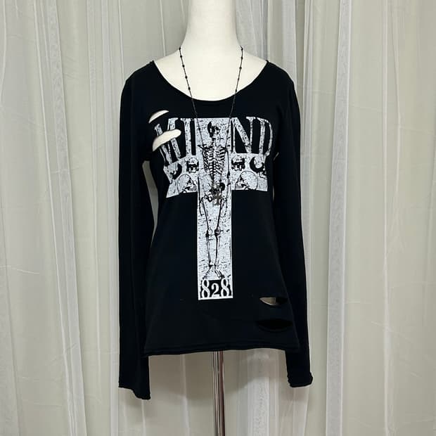 Park girl 펑크 그런지 데미지 롱슬리브 고스고딕