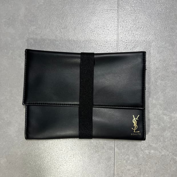 입생로랑 YSL 뷰티 블랙 파우치