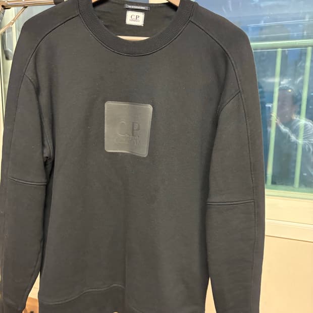 CP컴퍼니 메트로폴리스 맨투맨