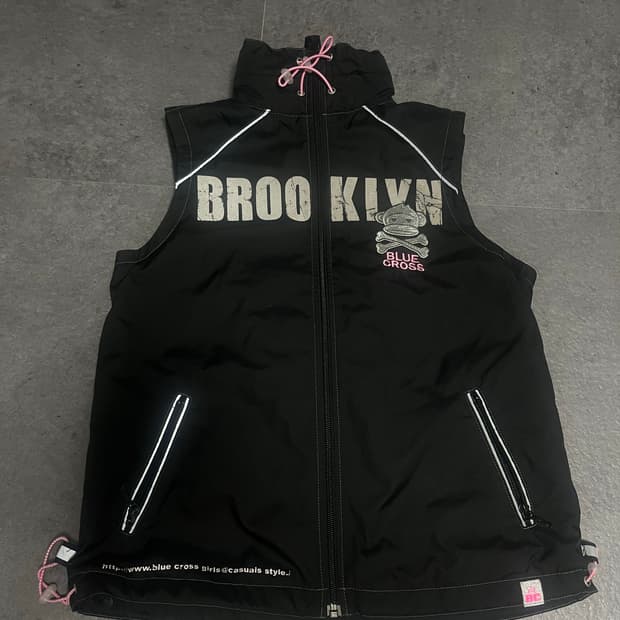 Blue cross 펑크 y2k 블랙 베스트집업 조끼