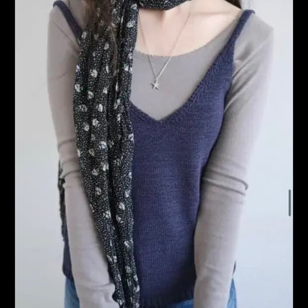 더버터크림 minimal two way knit sleeveless