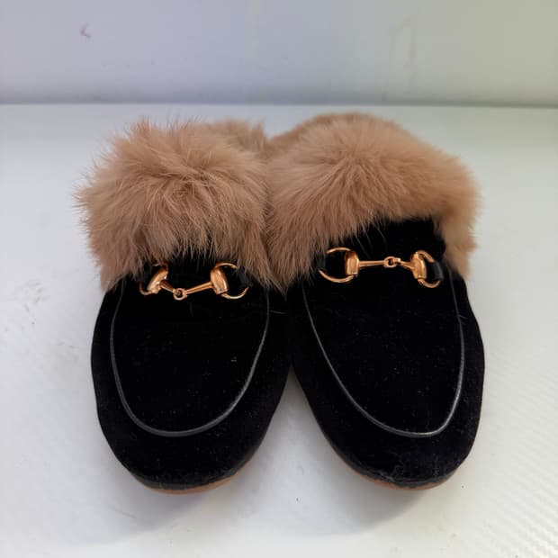 정품) UGG 어그 여성 퍼 물 슬리퍼 6L