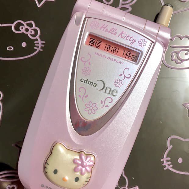 고전 키티 산요 핑크 일본 모형폰 y2k 갸루폰 목업폰 산리오 히메갸루
