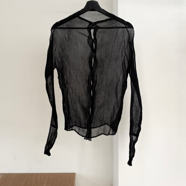 이세이 미야케 블랙 시스루 플리츠 가디건