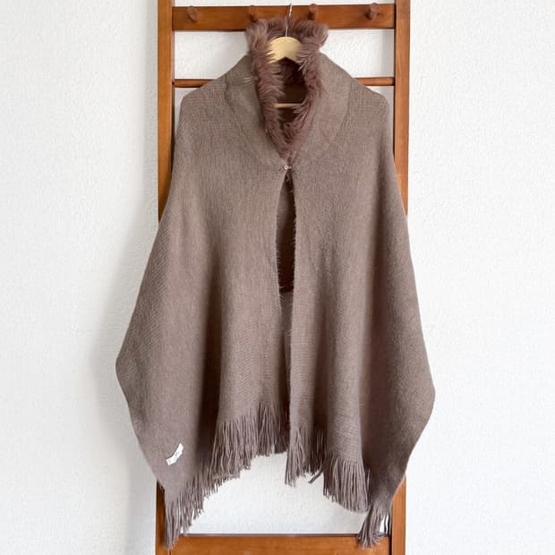 모카 퍼넥 프린지 케이프