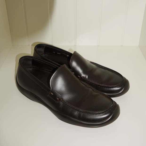 프라다 브라운 로퍼