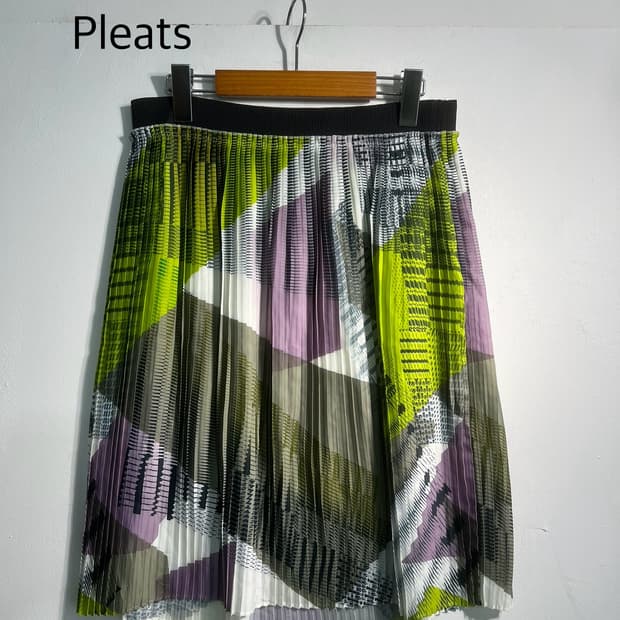 Benetton 베네통 플리츠 밴딩 스커트 (28-33 inch) 