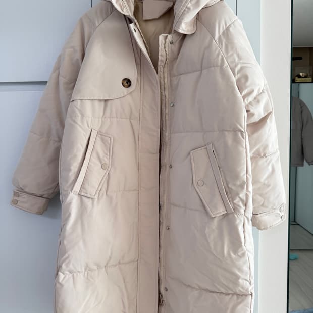 연베이지 후드 롱패딩