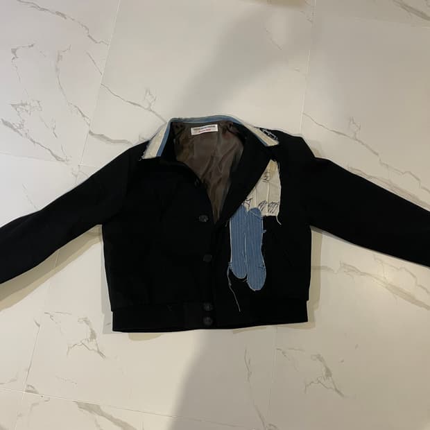 더 뮤지엄비지터 자켓