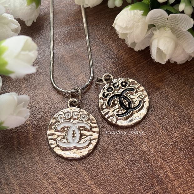 샤넬 coco 실버 스네이크 목걸이