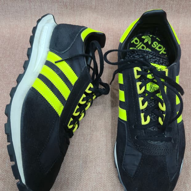 아디다스 260mm- 레이싱1  스니커즈 운동화  검정 노랑