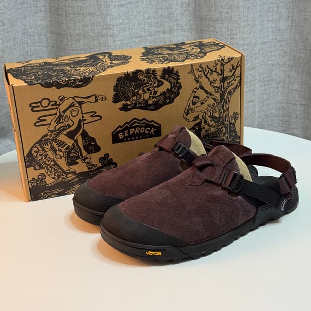 새상품 290) 베드락 마운틴 클록 딥 플럼 Deep plum