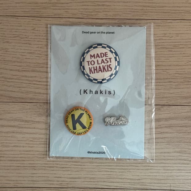 카키스 khakis 뱃지 새상품