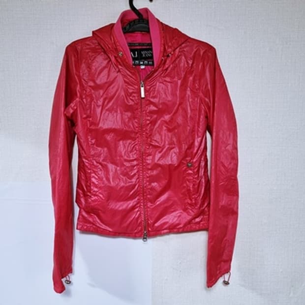 알마니진 정품 바람막이 자켓