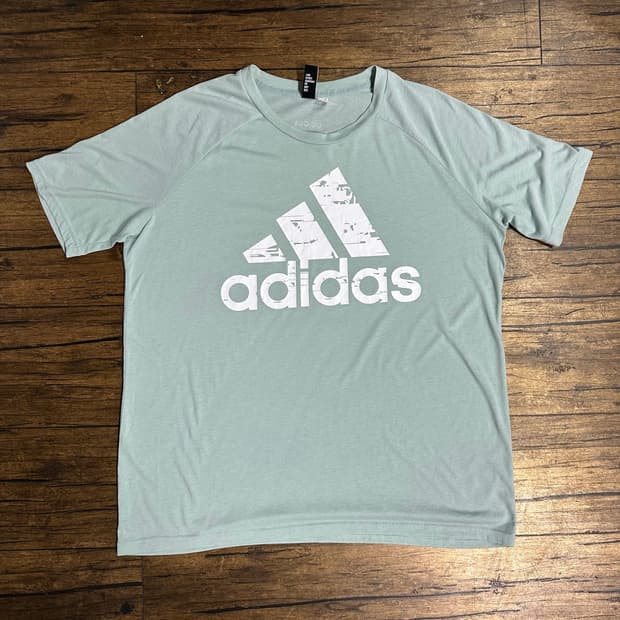 아디다스 빅로고 기능성 반팔티 민트그린 라글란 L~XL 추천