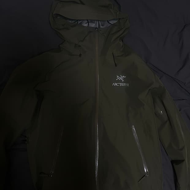 아크테릭스 바람막이