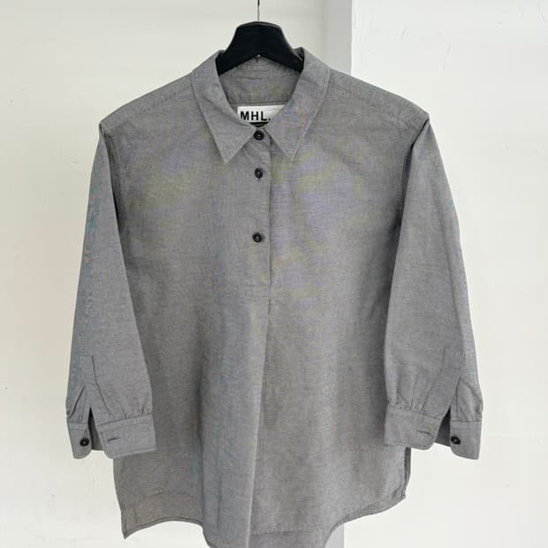 엠에이치엘 그레이 셔츠