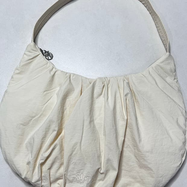 Soft seoul 소프트서울 숄더백