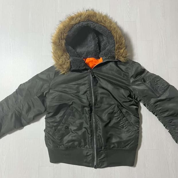 알파인더스트리 N2B 자켓