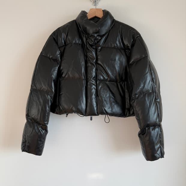 그로브(GROVE) 숏 패딩