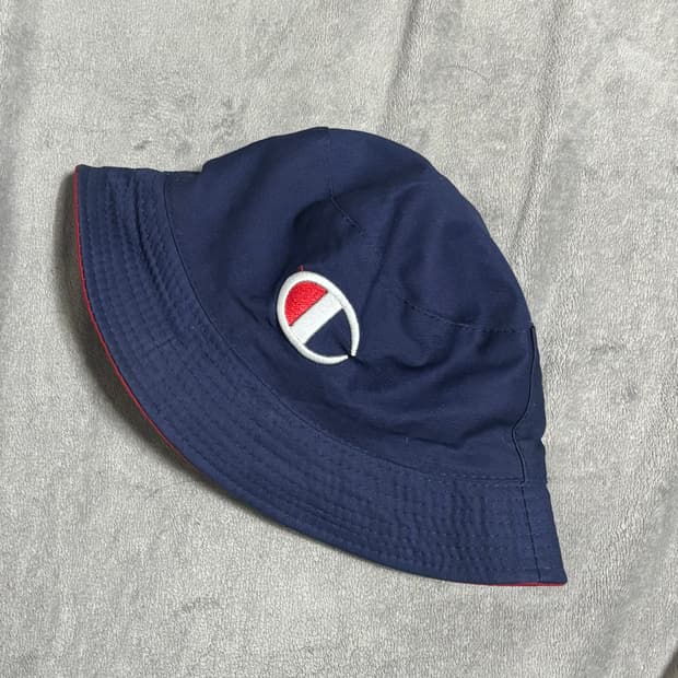 챔피온 리버시블 네이비 버건디 양면 버킷햇 벙거지모자