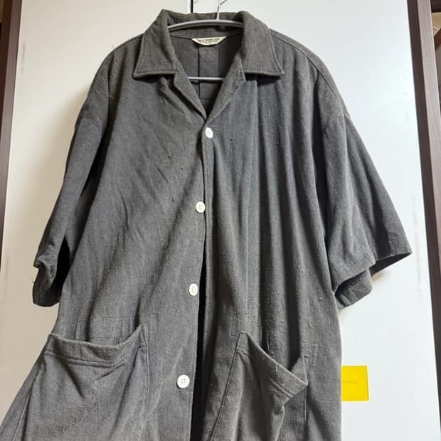 쿠티챠콜그레이 반팔셔츠 (일본직구) 