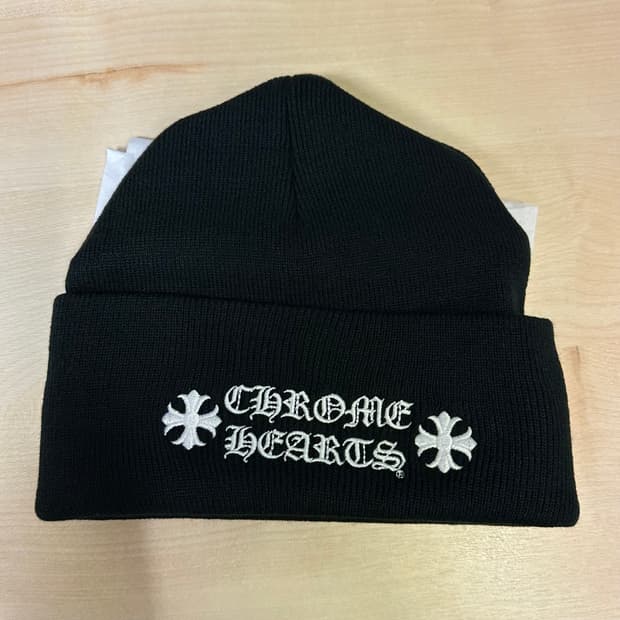 크롬하츠 로고 비니 블랙