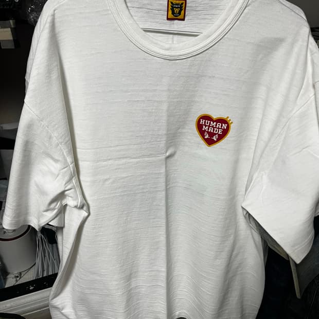 휴먼메이드 하트 반팔