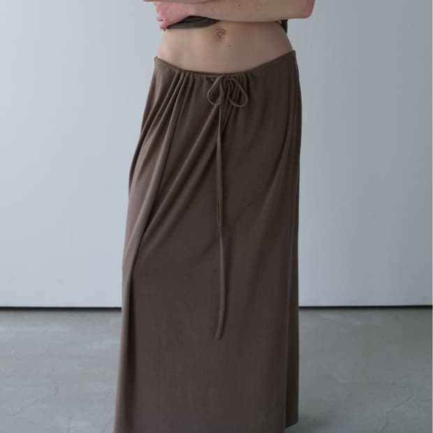 새상품 오브헤덴 opheden Soft Maxi Skirt (brown)