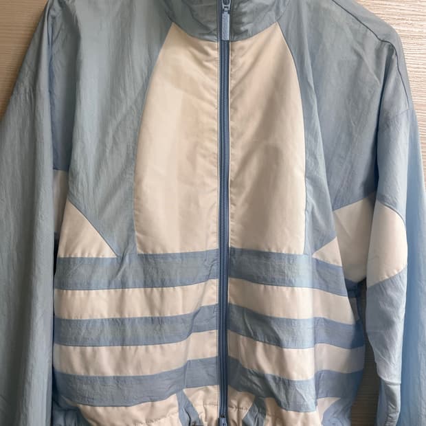 아디다스 크롭 바람막이