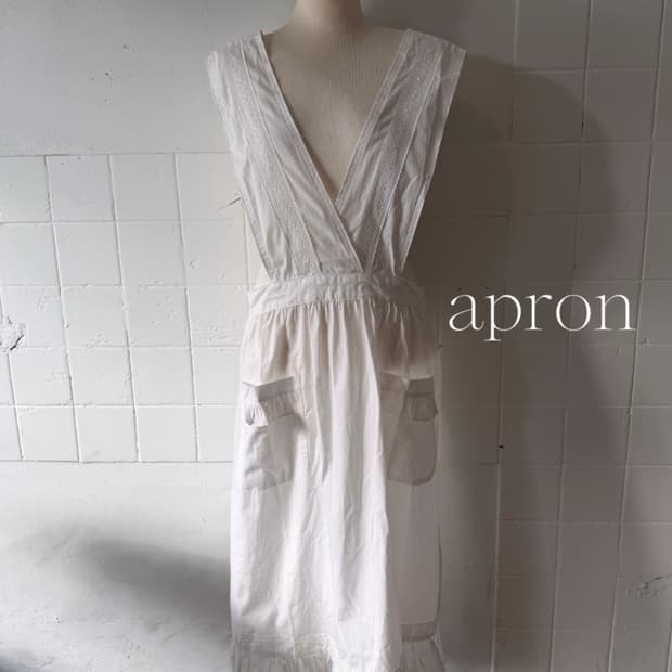Vintage Lace Pinafore Apron